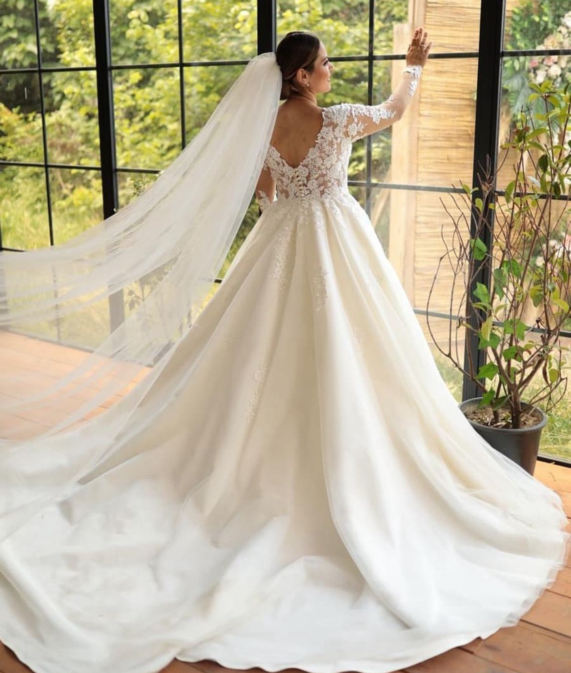 Ay Moda istanbul özel dikim gelinlik